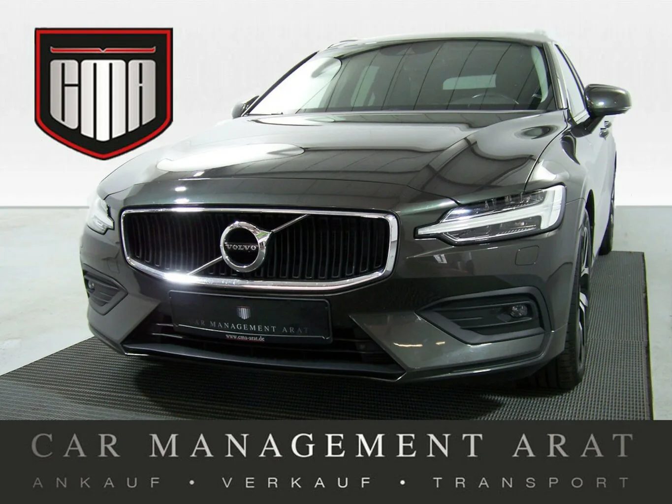 VOLVO V60 2.0 T4 Momentum Pro AUTOM HARM&K+LED+KAMERA...