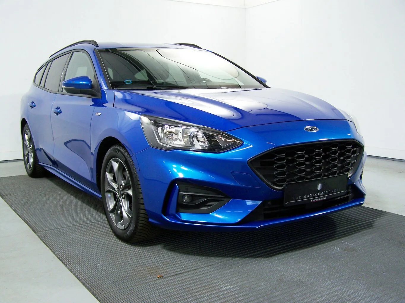 FORD Focus Turnier 1.5 EcoBoost ST Line AUTOM NAV+KAM... – Bild 3