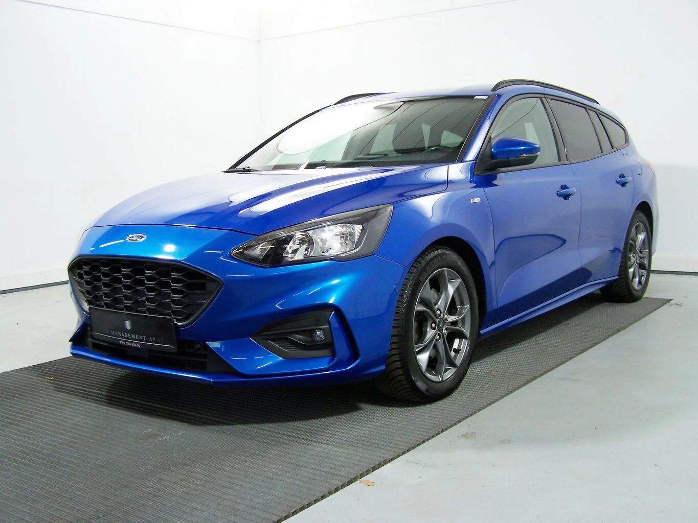 FORD Focus Turnier 1.5 EcoBoost ST Line AUTOM NAV+KAM... – Bild 4