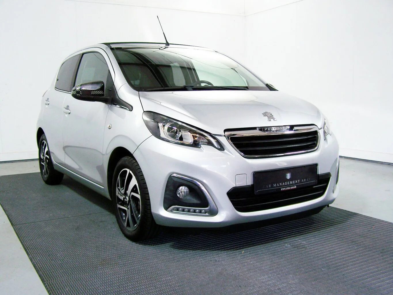 PEUGEOT 108 1.0 VTI 72 Allure 1.HAND+ CARPL+KAM+FALTDACH... – Bild 3