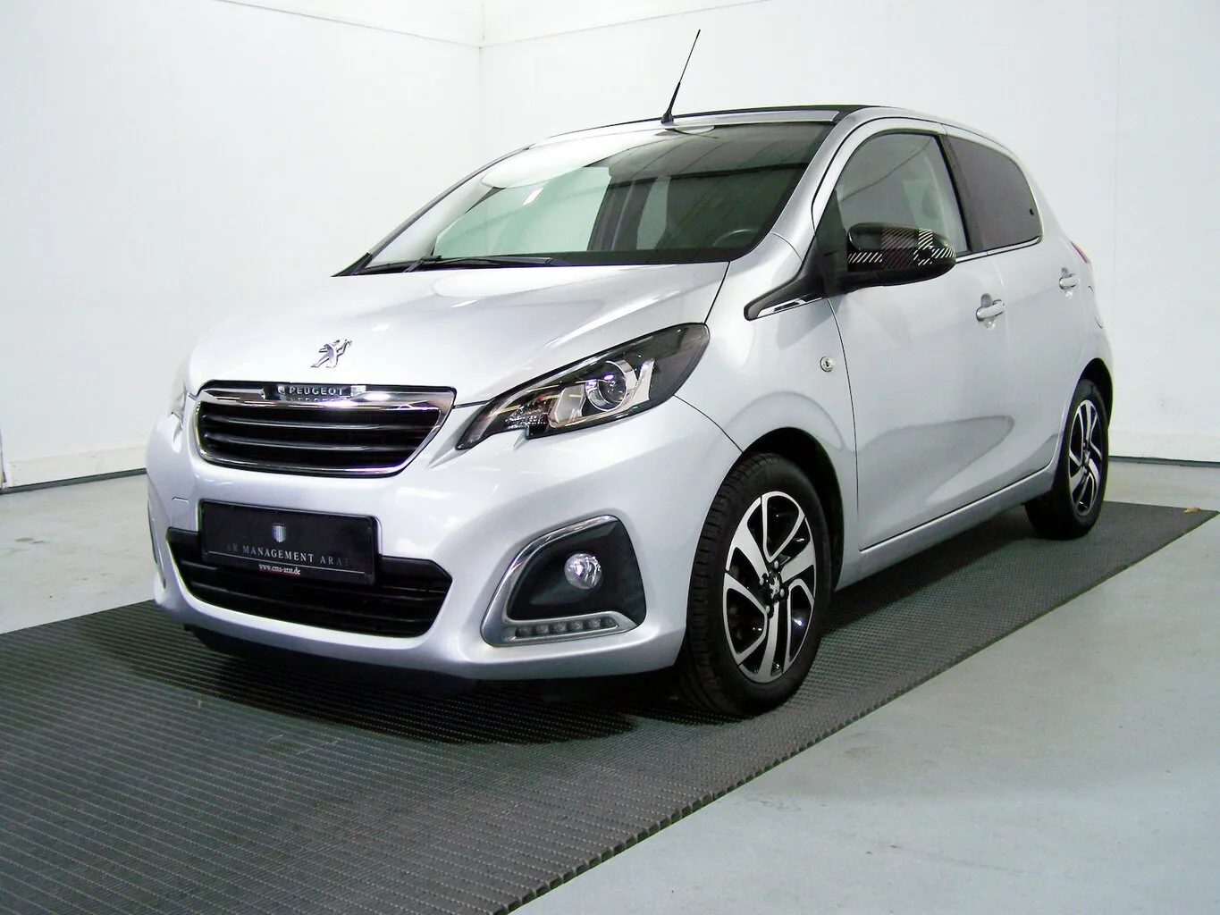 PEUGEOT 108 1.0 VTI 72 Allure 1.HAND+ CARPL+KAM+FALTDACH... – Bild 4