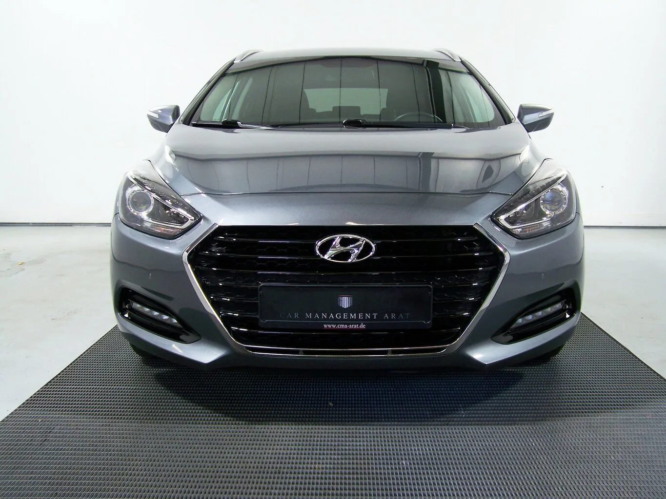 HYUNDAI i40 cw 1.6 GDI Trend NAVI+PDC+TEMP+SITZH+KAM... – Bild 2