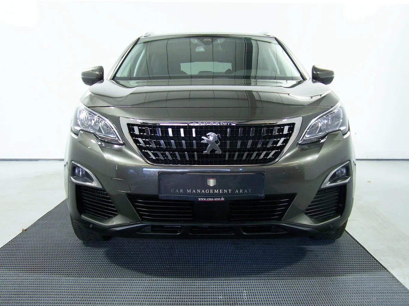 PEUGEOT 3008 1.2 PureTech 130 Active AUTOM NAV+180°+PDC... – Bild 2
