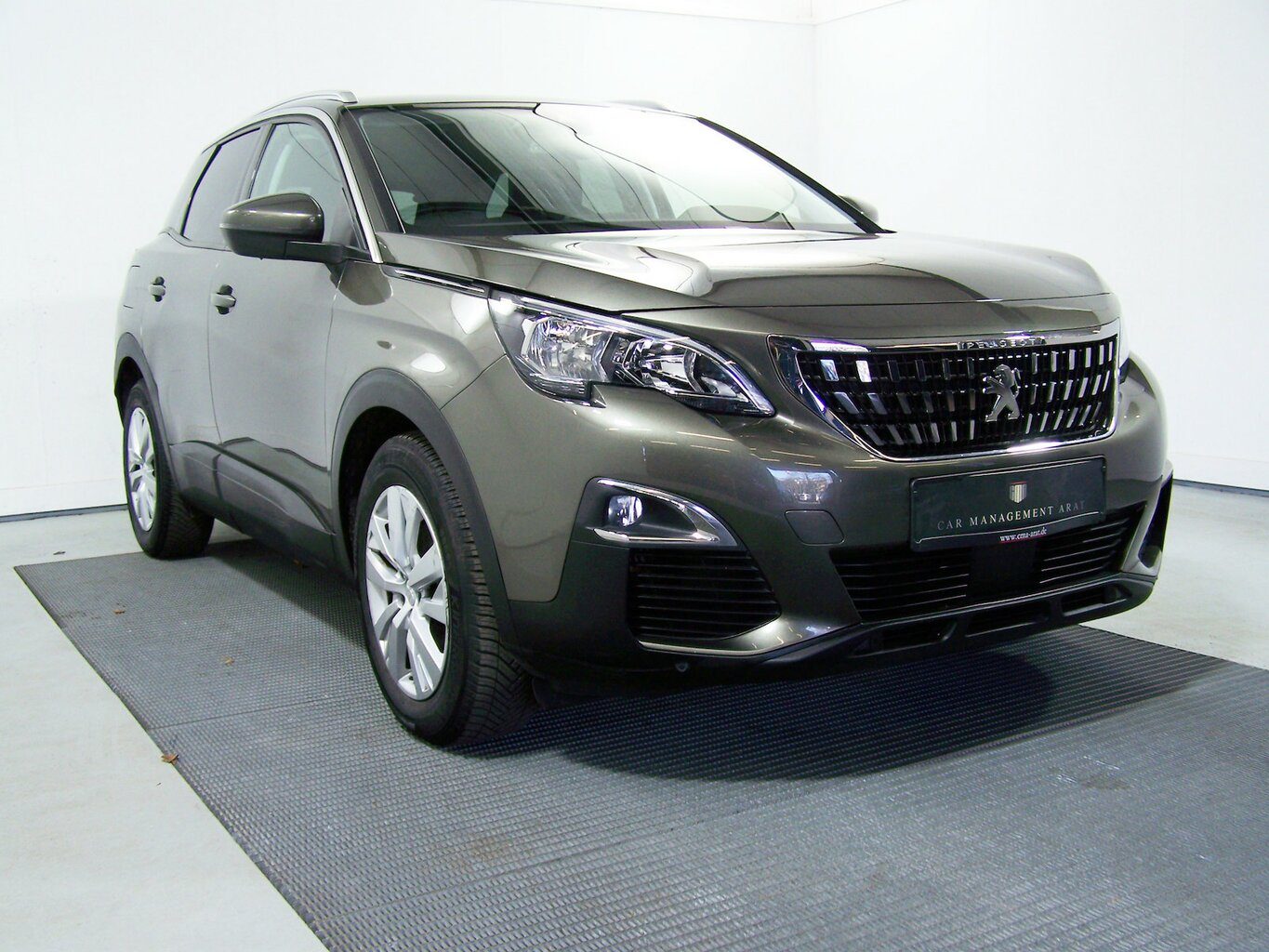 PEUGEOT 3008 1.2 PureTech 130 Active AUTOM NAV+180°+PDC... – Bild 3