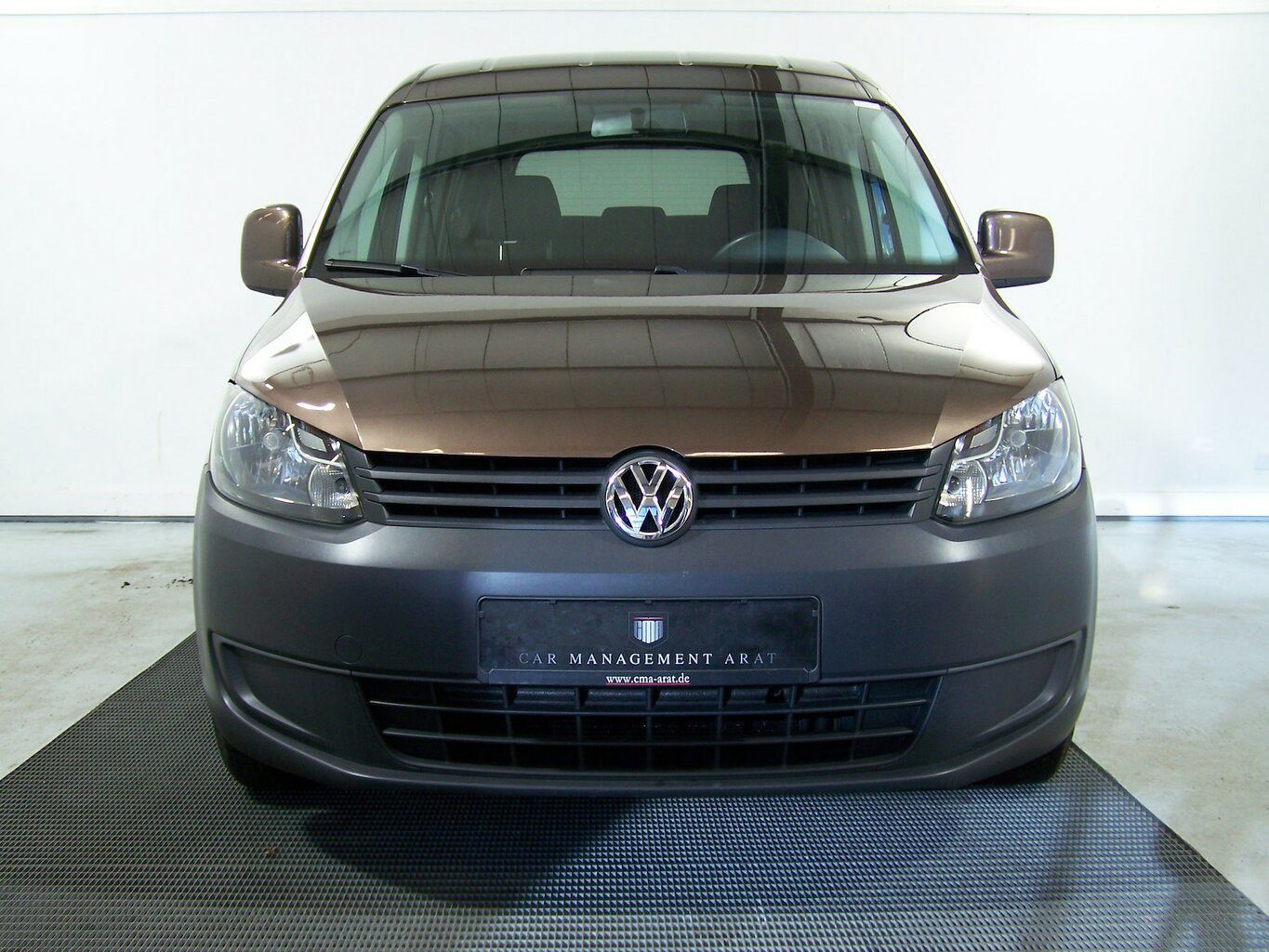 VW Caddy 1.6 TDI Trendline AUTOM+PDC+SHZ+TEM... – Bild 2