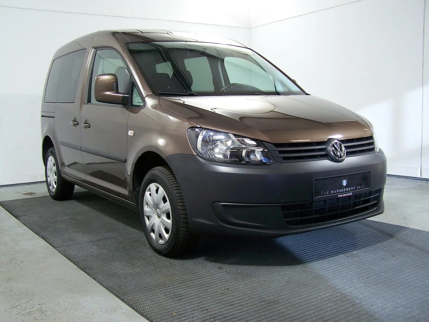 VW Caddy 1.6 TDI Trendline AUTOM+PDC+SHZ+TEM... – Bild 3