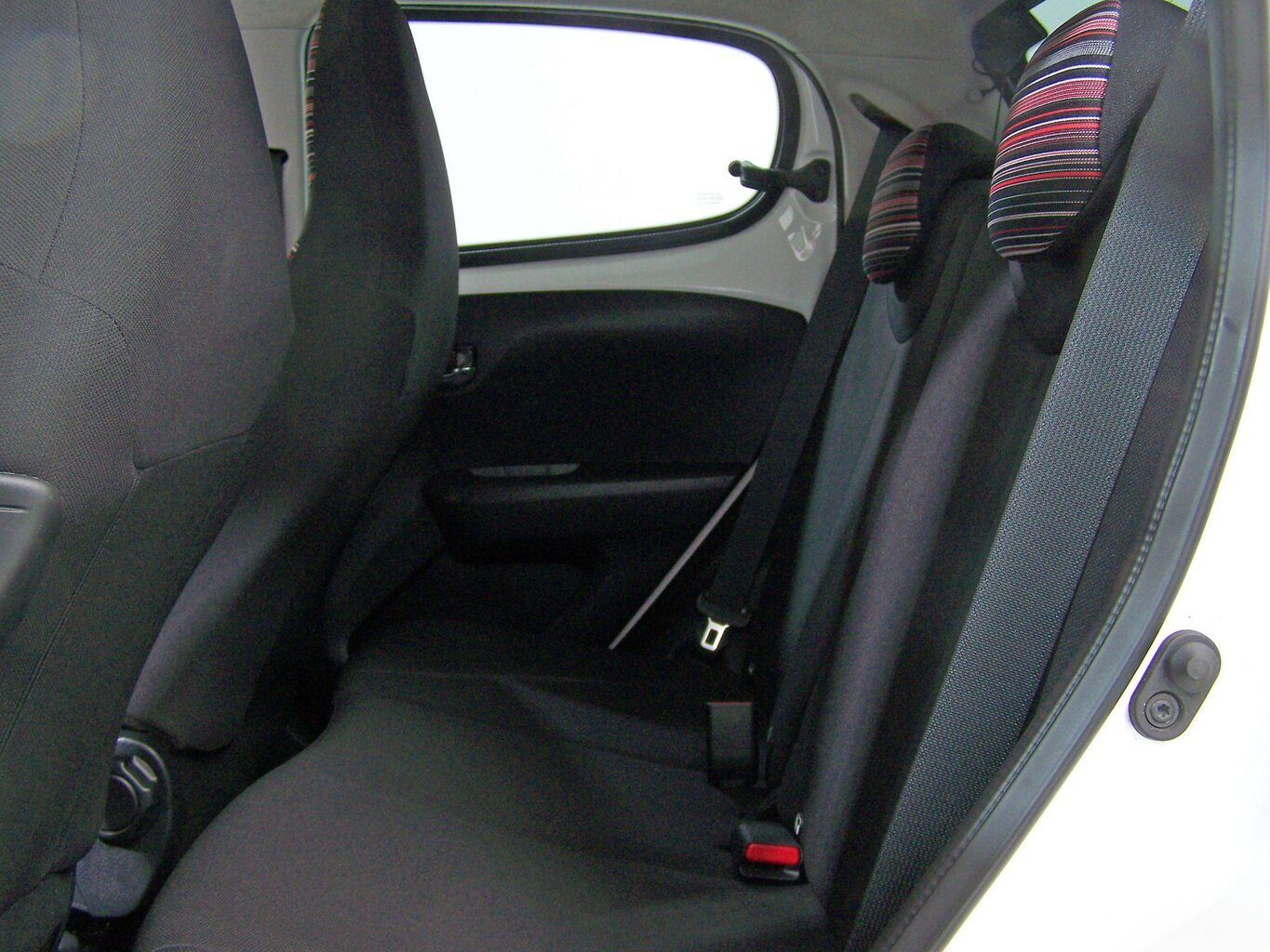 CITROEN C1 1.0 VTi 72 Shine 1.H+SITZH+CARPLAY+KAMERA... – Bild 5