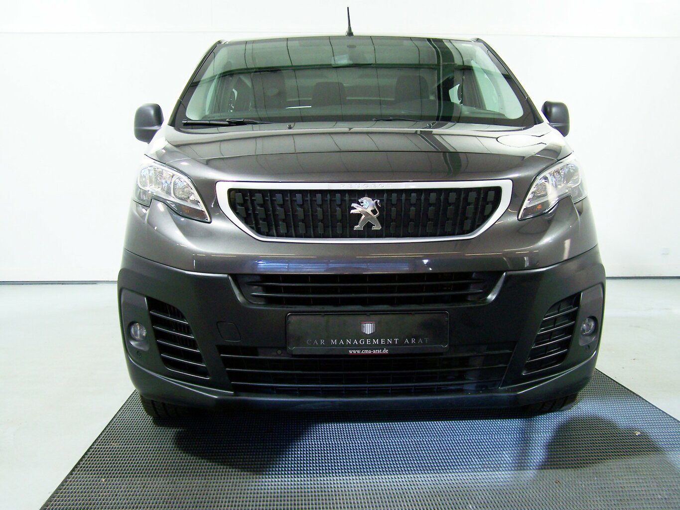 PEUGEOT Expert 2.0 Blue HDi H1 L2 9-SITZER 1.H+PDC... – Bild 2