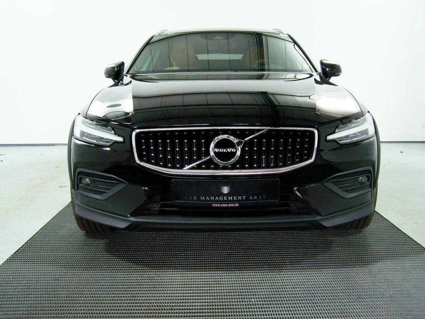 VOLVO V60 Cross Country 2.0 B4 MHEV AWD Pro MASSAGE... – Bild 2
