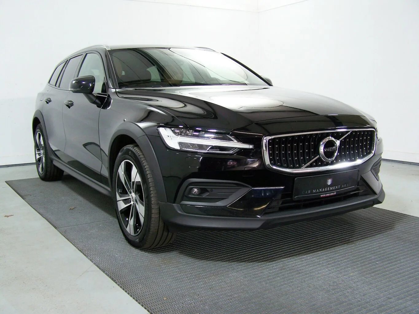 VOLVO V60 Cross Country 2.0 B4 MHEV AWD Pro MASSAGE... – Bild 3