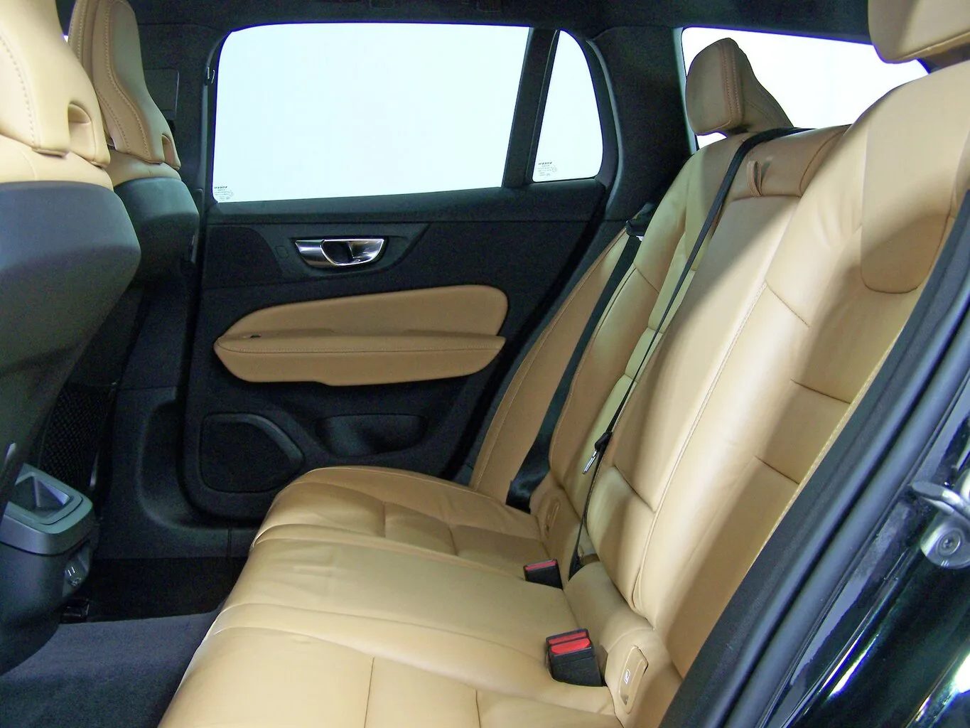 VOLVO V60 Cross Country 2.0 B4 MHEV AWD Pro MASSAGE... – Bild 5
