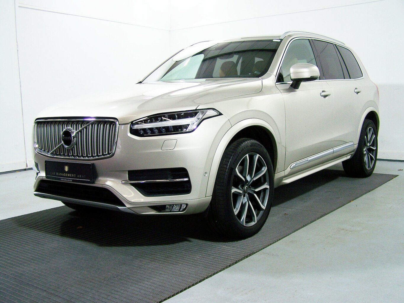 VOLVO XC90 D5 Inscription AWD AMBIENT+NAVI+KAMERA... – Bild 4
