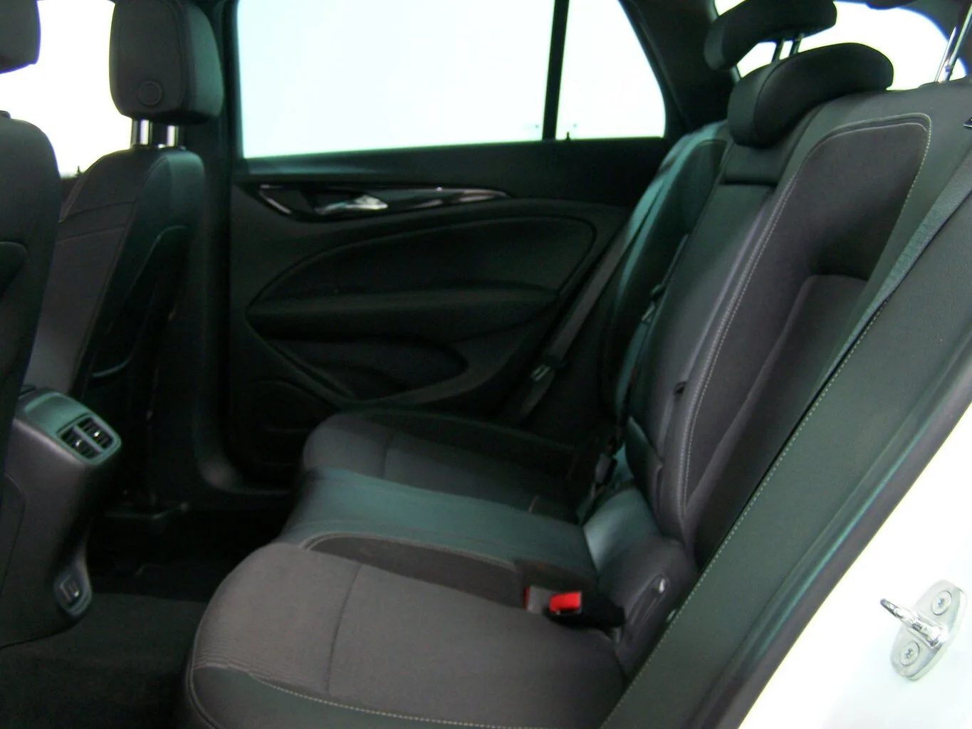 OPEL Insignia Sports Tourer 2.0 Innovation PANO+KAM... – Bild 5
