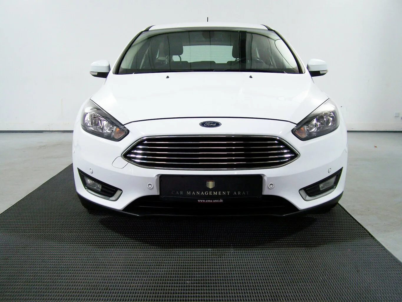 FORD Focus Turnier 1.0 EcoBoost Titanium AUTOM 1.H... – Bild 2