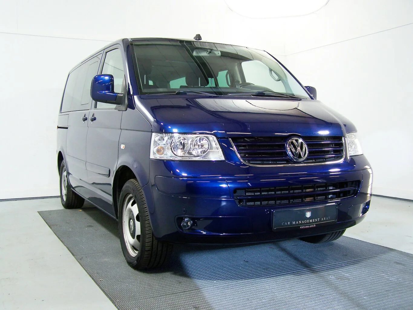 VW T5 Multivan 2.5 TDI Highline AUTOM 7-SITZ+NAV... – Bild 3