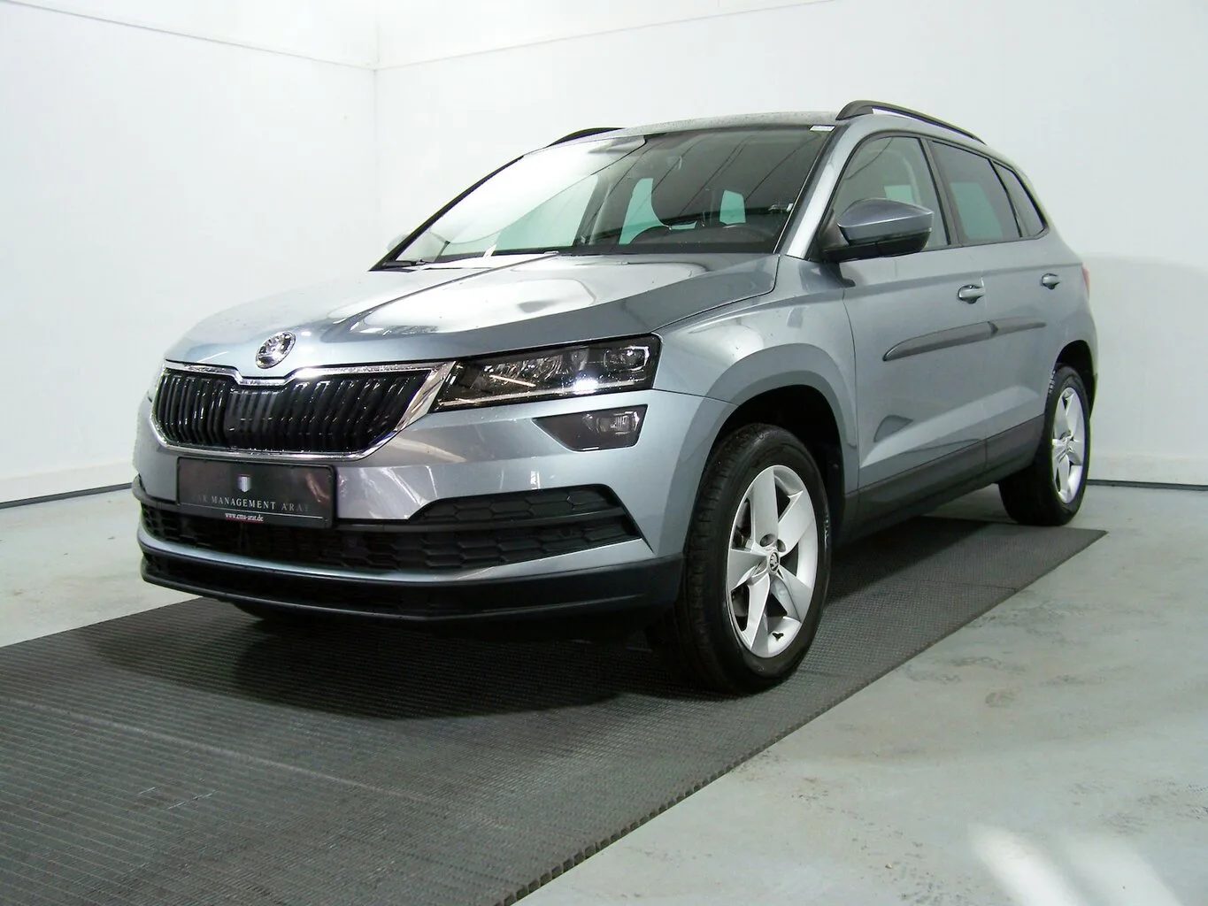 SKODA Karoq 1.5 TSI Style NAVI+LED+KAMERA+PDC+SHZ... – Bild 4
