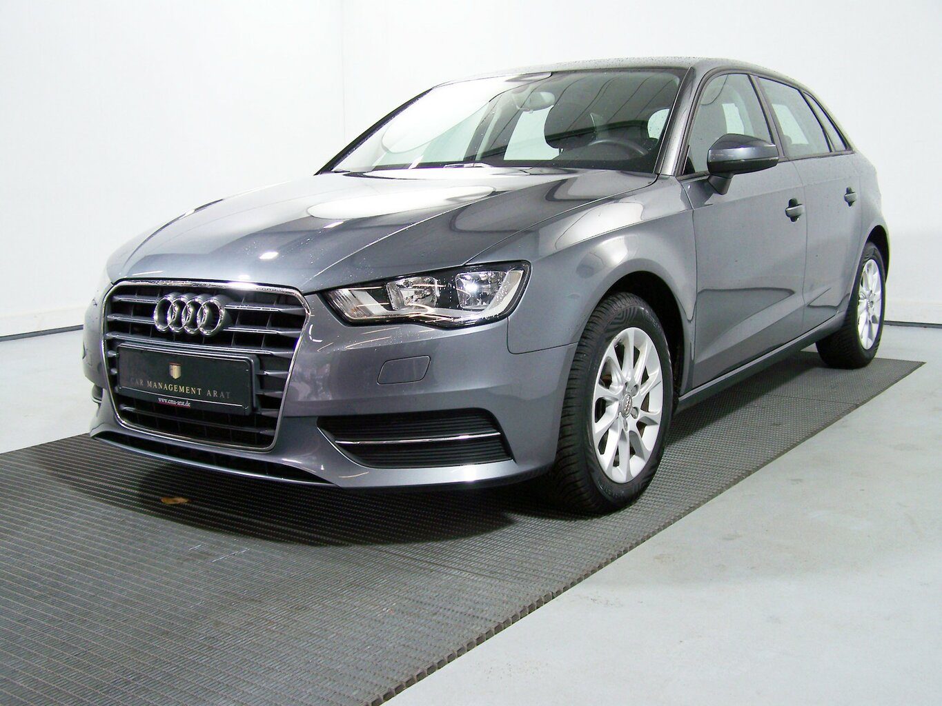 AUDI A3 Sportback 1.2 TFSI Attraction TEMPOMAT+KLIMA... – Bild 4