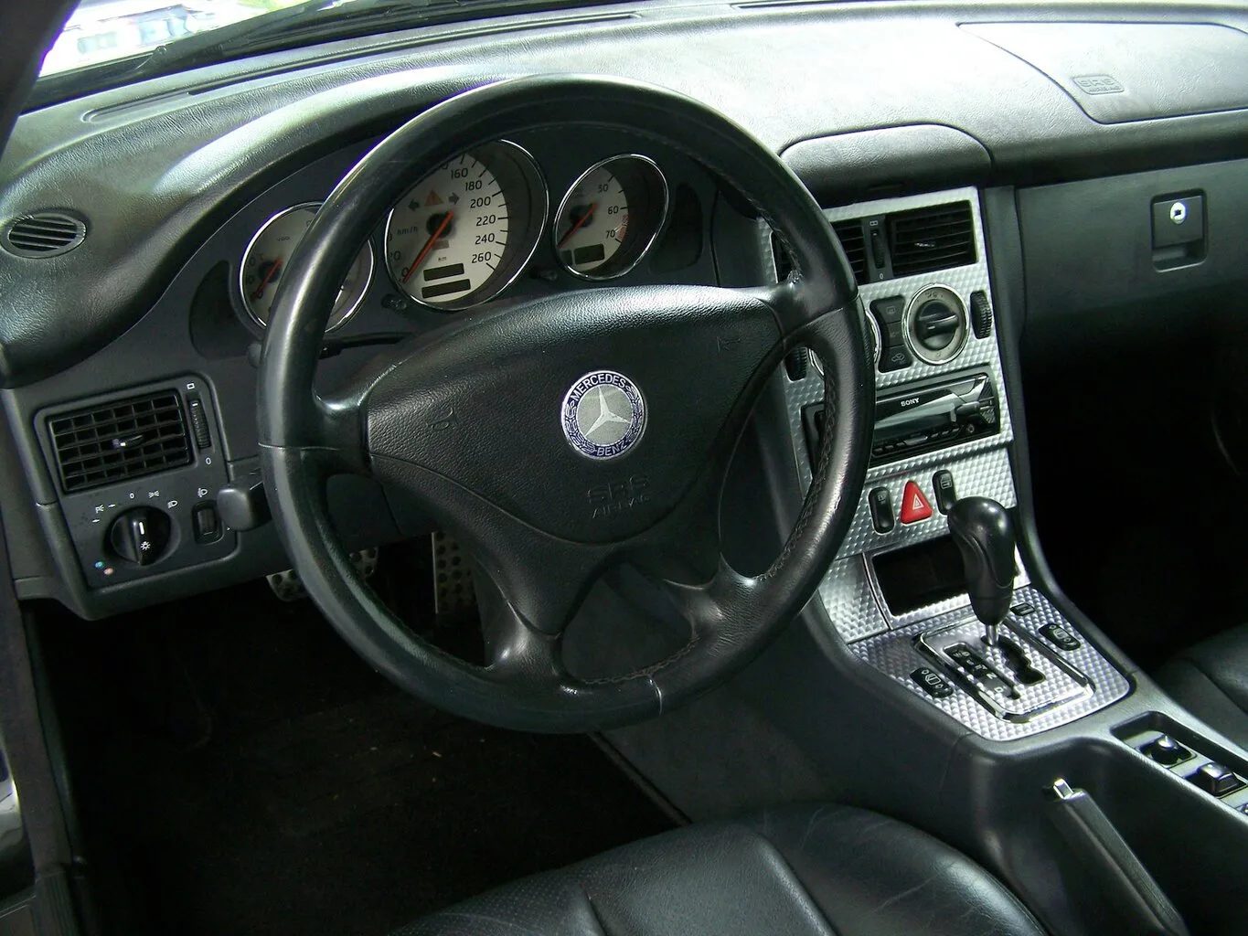 MERCEDES-BENZ SLK 200 Kompressor AUTOM LEDER+KLIMA+TEMP... – Bild 5