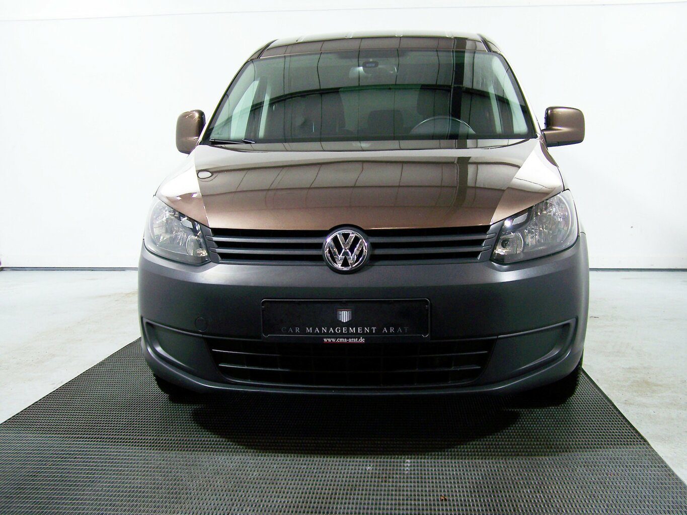 VW Caddy Maxi 1.6 TDI Trendline AUTOM KLIMAAUTO+PDC... – Bild 2