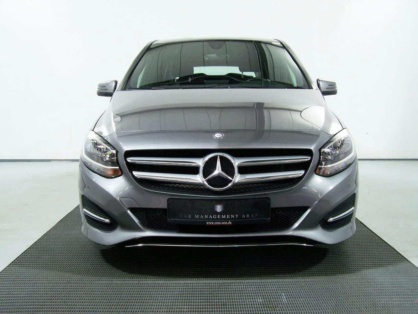 MERCEDES-BENZ B 200 Style SITZH+TEMP+PDC+NAVI+KLIMAAUTM.... – Bild 2