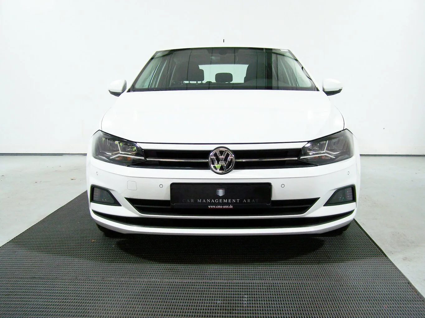 VW Polo 1.0 Comfortline KLIMA+SITZH+PDC+TEMP... – Bild 2