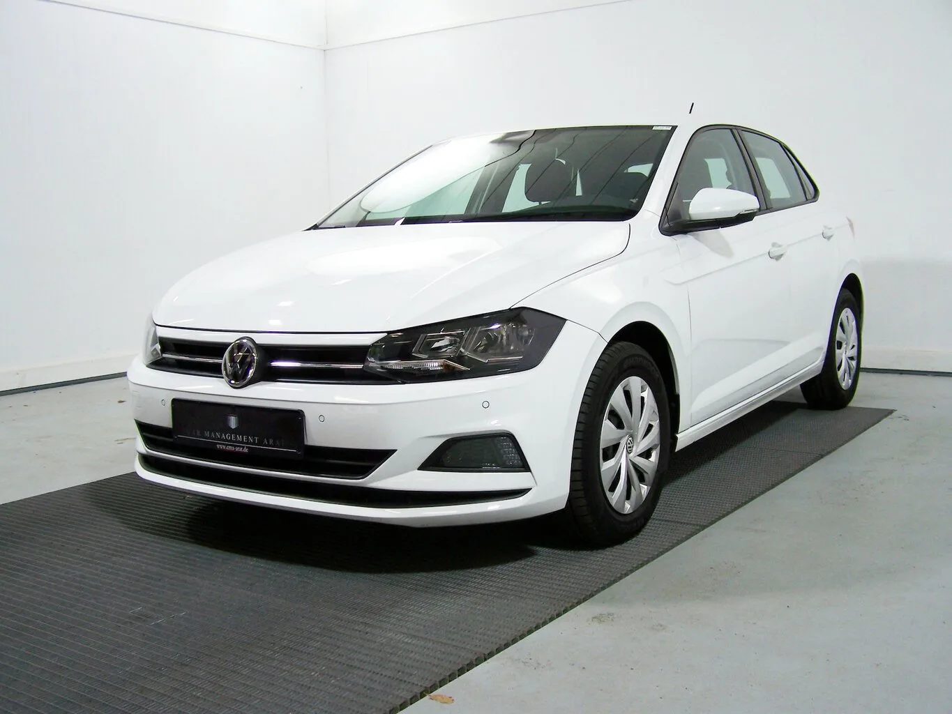 VW Polo 1.0 Comfortline KLIMA+SITZH+PDC+TEMP... – Bild 4