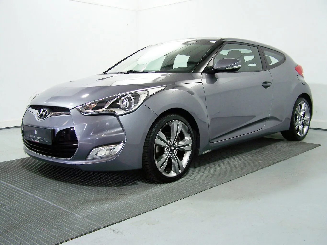 HYUNDAI Veloster 1.6 GDI Premium PANORAM+PDC+LEDER... – Bild 4