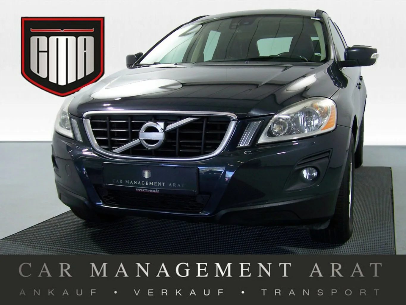 VOLVO XC60 D5 Momentum Autom NAVI+LEDER+PDC...