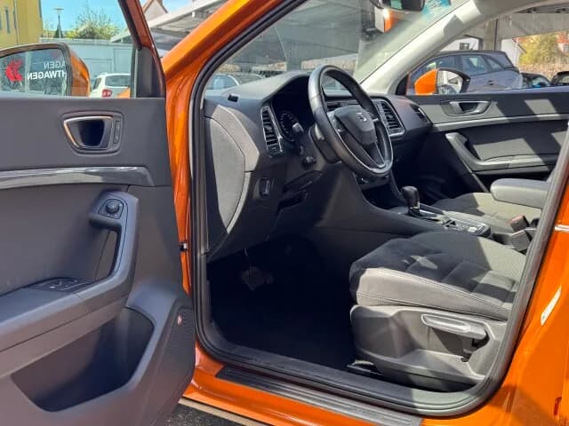 SEAT Ateca STYLE Plus ! AHK // NAVI / SITZHEIZ/ UVM. – Bild 7