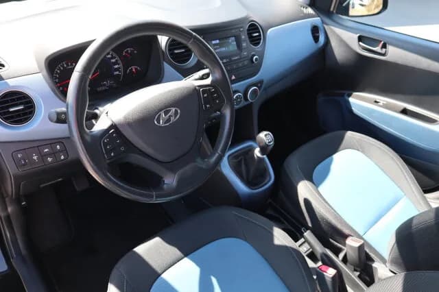 HYUNDAI i10 TREND PLUS / KLIMA/SITZHEIZ/PDC / BC / MET. – Bild 7
