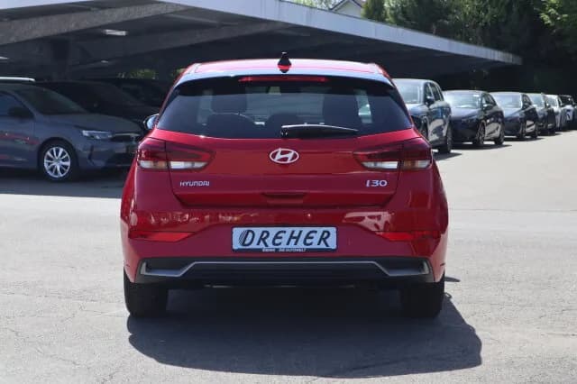 HYUNDAI i30 1.5 T-GDI Advantage Mild-Hybrid LED/Kamera – Bild 6