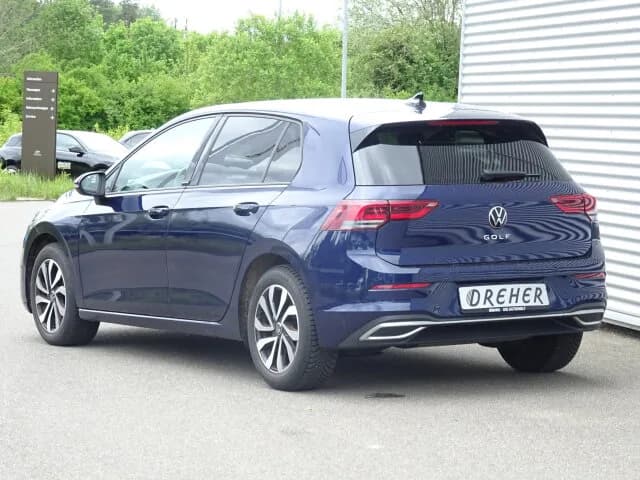 VW Golf VIII 1.5 TSI Active Navi/Klima/LED Sitzhzg. – Bild 3