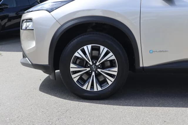 NISSAN X-Trail 1.5 VC-T MHEV Acenta Navi/Klima Autom. – Bild 3