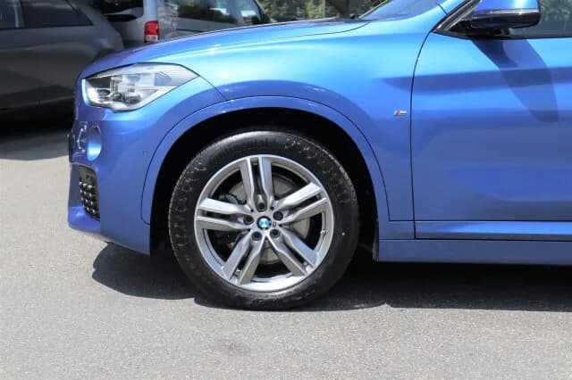 BMW X1 xDrive 20i M Sport Navi/Autom./Klima/LED/BC – Bild 3