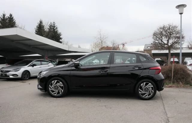 HYUNDAI i20 Trend – Bild 4