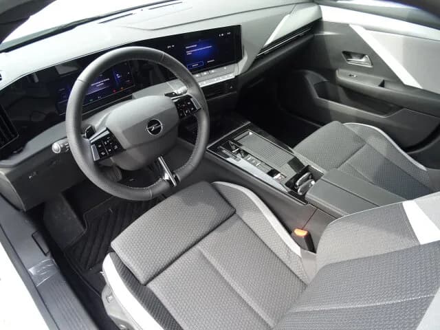 OPEL Astra Edition/Sitzheizung/Kom.-Pak/RÜ-KAM LED – Bild 8