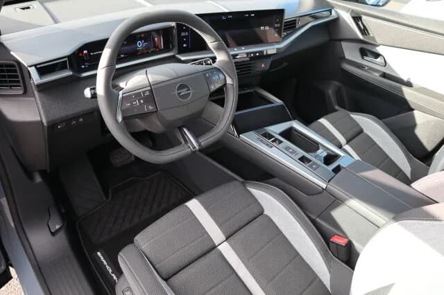 OPEL Grandland PLUGIN/KOMF+TECH-P/ALU 19/ OBC 7,4KWH – Bild 8