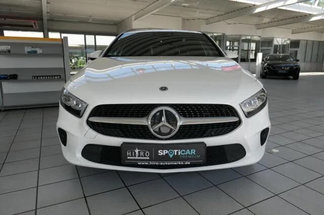 MERCEDES-BENZ A 200 Progressive Navi / Automatik / LED Autom. – Bild 2
