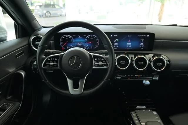 MERCEDES-BENZ A 200 Progressive Navi / Automatik / LED Autom. – Bild 8