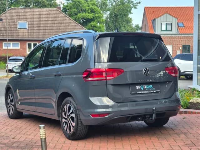 VW Touran Active 7-Sitzer, Navi Klima/Park-Assist. – Bild 4