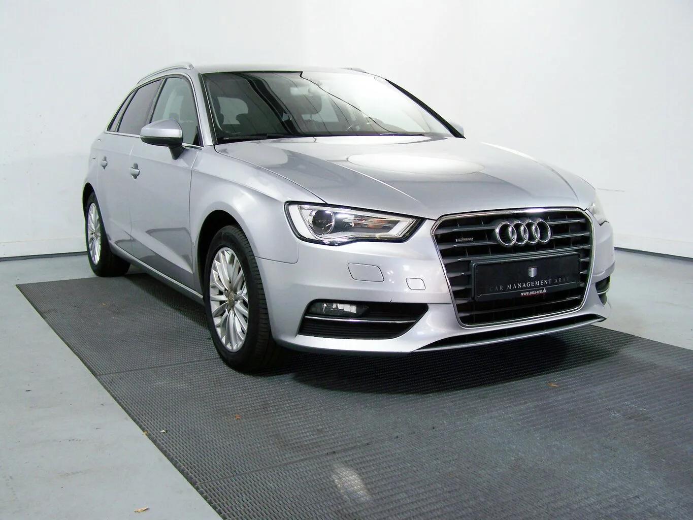 AUDI A3 Sportback 2.0 TDI quattro ambiente NAVI+SHZ... – Bild 3