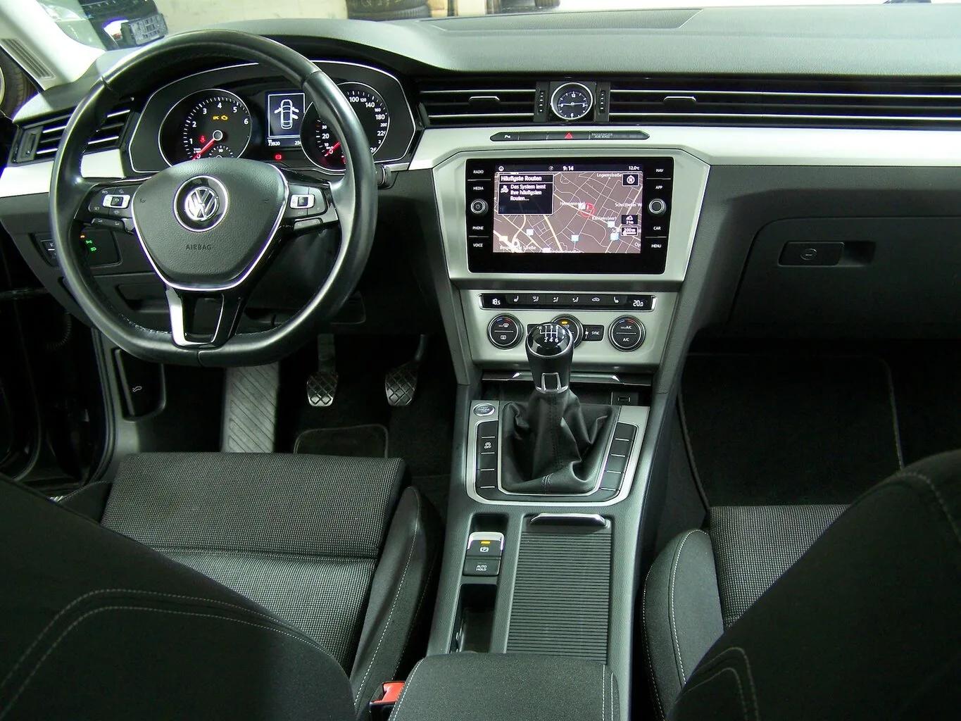 VW Passat 1.5 TSI Comfortline 1.HAND+NAV+KAM+MASSAG... – Bild 5