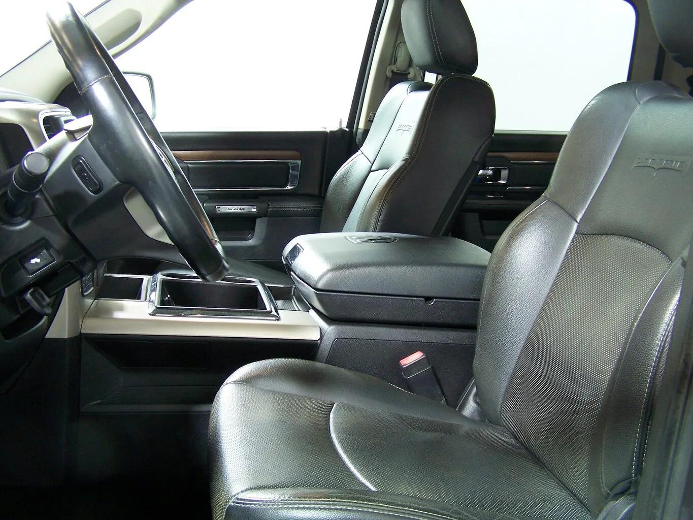 DODGE RAM 1500 Laramie 3.0 Diesel 1.H+NAV+EU MODELL... – Bild 7