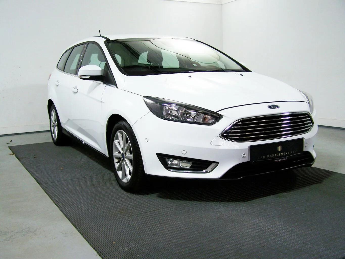 FORD Focus Turnier 1.0 EcoBoost Titanium AUTOM 1.H... – Bild 3