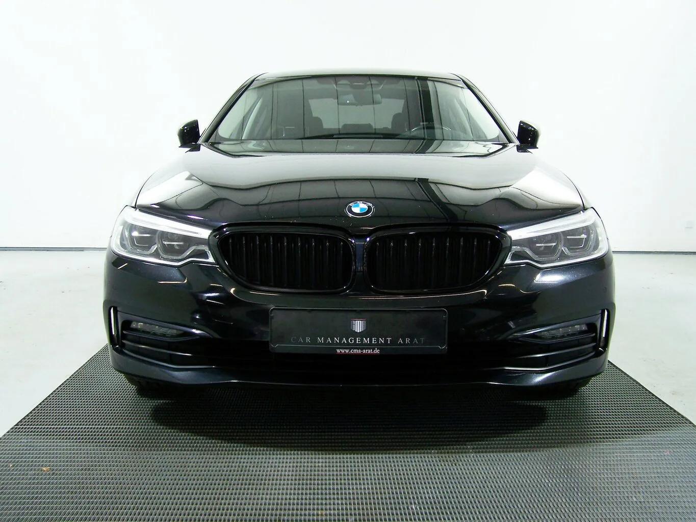 BMW 530 530e PHEV Sport Line LIVE+HEAD+NAV+AMB+KAM+CARP... – Bild 2