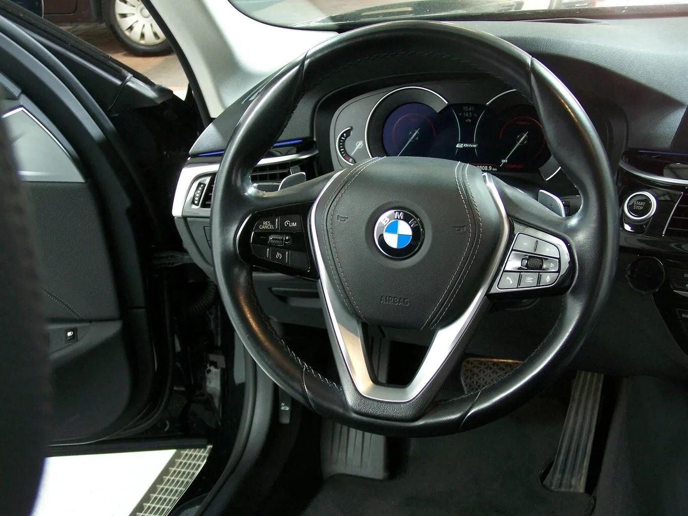 BMW 530 530e PHEV Sport Line LIVE+HEAD+NAV+AMB+KAM+CARP... – Bild 8