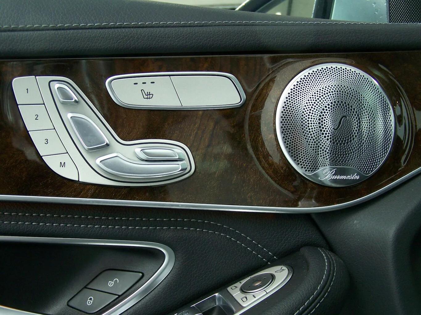 MERCEDES-BENZ GLC 250 4Matic PANORAM+KAM+LED+AMBIENT+DISTR... – Bild 8