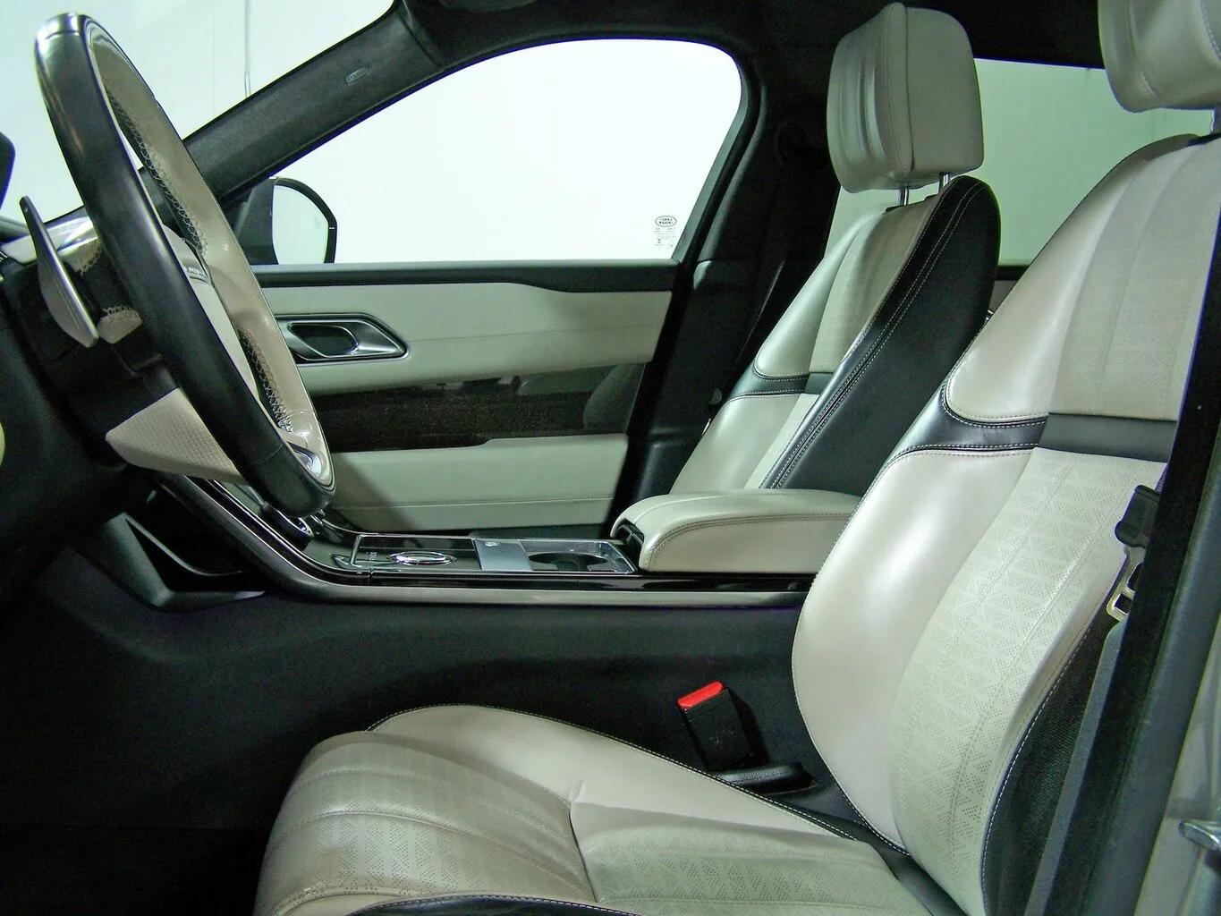LAND ROVER Range Rover Velar D 300 First Edition PANORAMA... – Bild 7