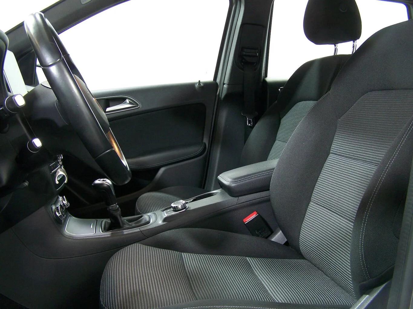 MERCEDES-BENZ B 200 Style SITZH+TEMP+PDC+NAVI+KLIMAAUTM.... – Bild 6