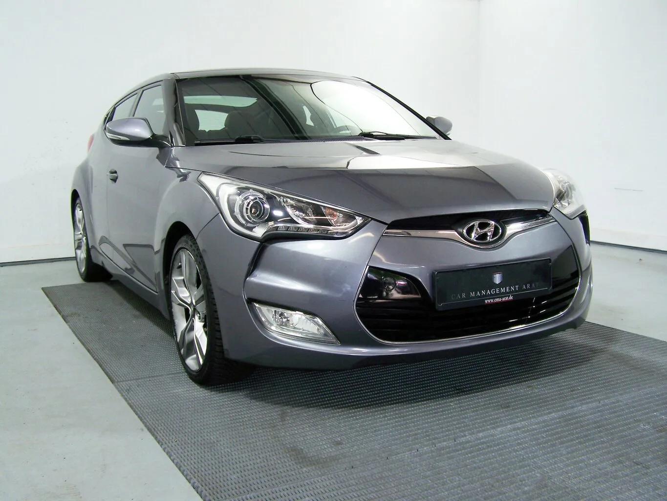 HYUNDAI Veloster 1.6 GDI Premium PANORAM+PDC+LEDER... – Bild 3